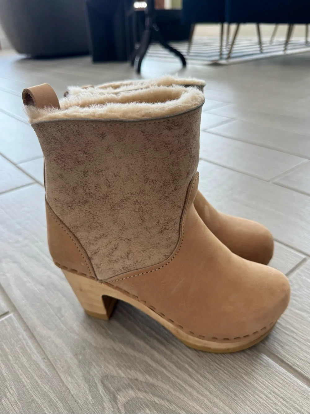 NO 6 Sherpa Clog Ankle Boots Size 35 GUC